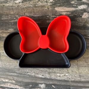 Silicone Grip Dish: Minnie Mouse